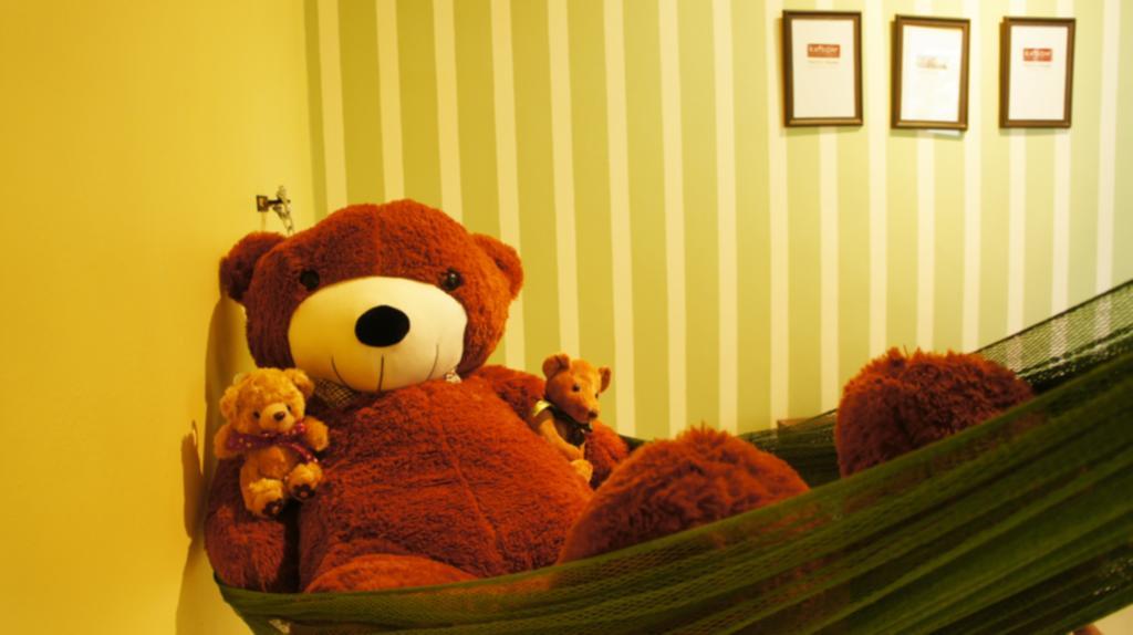 The Big Bear Home Malacca Szoba fotó